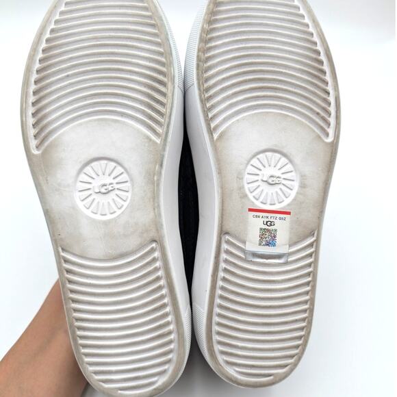 UGG Zilo Slip On Comfort Sneakers Shoes Women's Black/White Size US6.5 EU37.5 - Picture 8 of 13